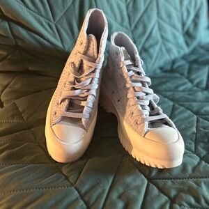 Women's Gray Athletic Shoes